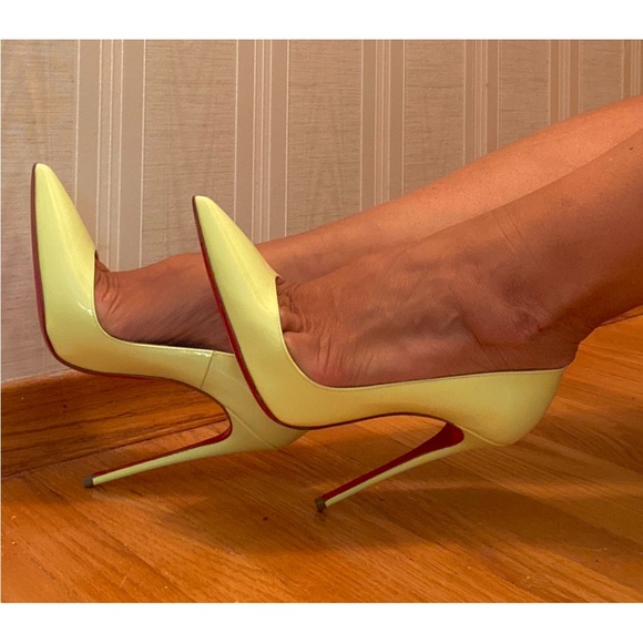 Christian Louboutin So Kate 37.5 EUC - Picture 5 of 7